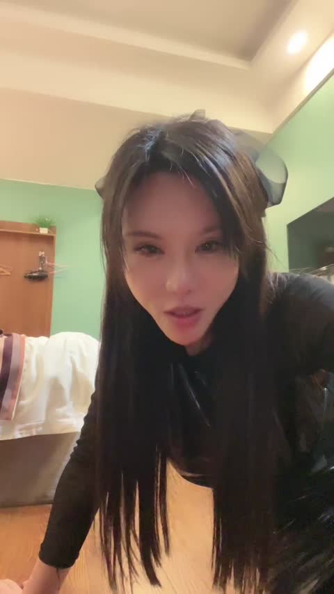 1713402834446_221017_2506049359_010243_带素人男友首次出场陪同上课_安琪殿下s-女神之家