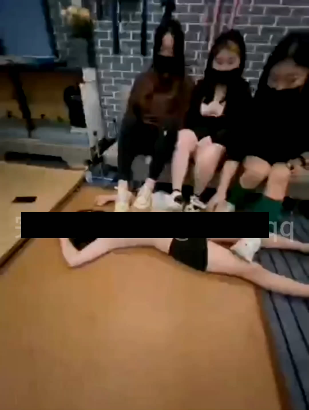 国产，多女主语言调教一起踩屈辱女奴胸插档等