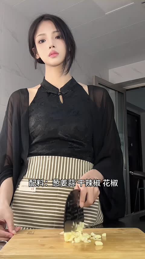 1727896395741_糖醋李脊-女神之家