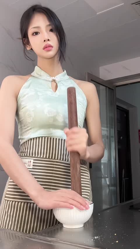 1727897361525_糖醋李脊-女神之家